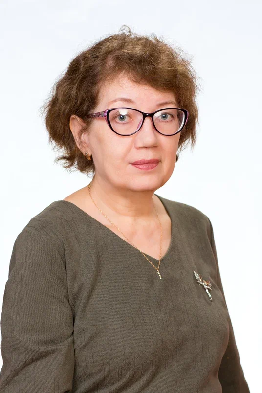 Асанова Светлана Леонидовна.